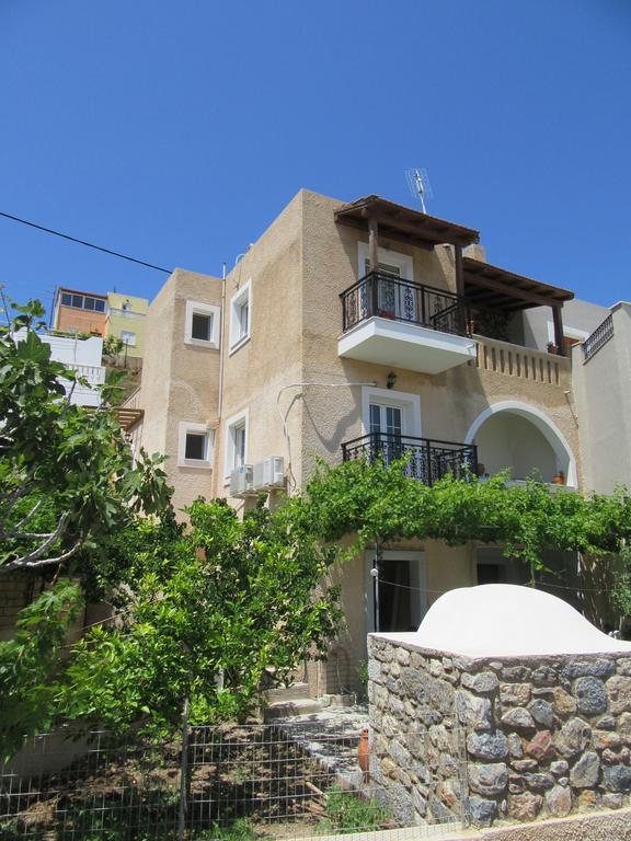 Kalotina'S Apartments Emborios Exterior foto
